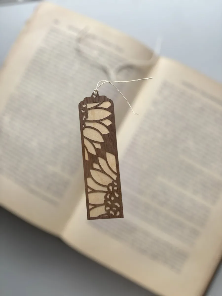 Leaf bookmark by Cottage Creations by Carol