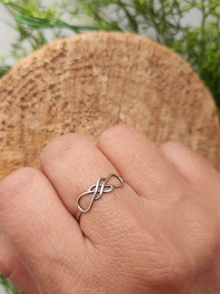 Timeless Celtic knot ring by Donum Terra Jewels