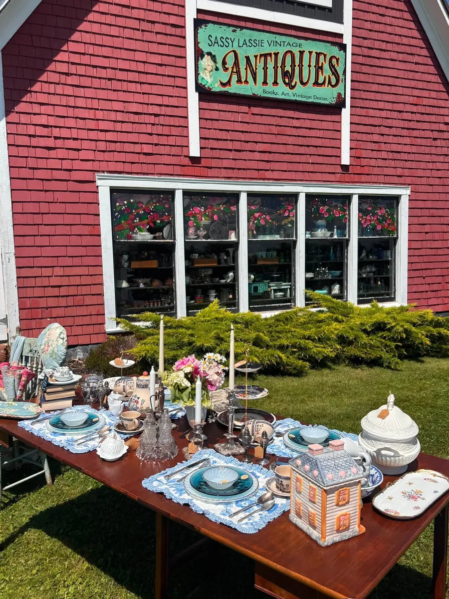 The shop in Albany by Sassy Lassie Vintage